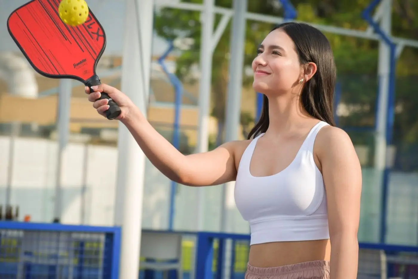 Qué es el pickleball y por qué cada vez lo juega más gente